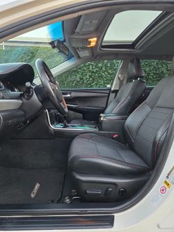 2015 Toyota Camry Hybrid