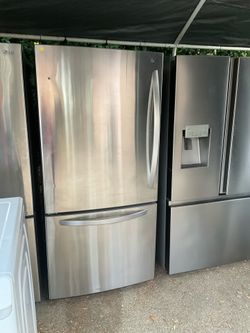 Bottom freezer 33 w