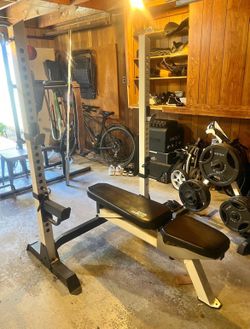 Fitness Gear Adjustable Bench Press / Squat Rack with Spotter Arms