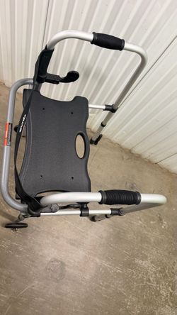 Walker with seat