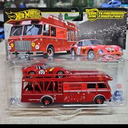 Hot Wheels Ferrari Team Transport 
