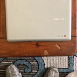 Samsung Chromebook XE303C12 16GB SSD 2GB RAM 1.7GHz