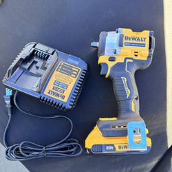 Taladro Dewalt Impacto 3/8 Batería 2.0 Y Cargador 