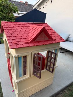 Outdoor Play House