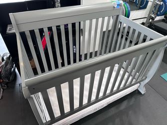 DaVinci Kalani 4-in-1 Convertible Crib + Toddler Rail, Mattress & Extras