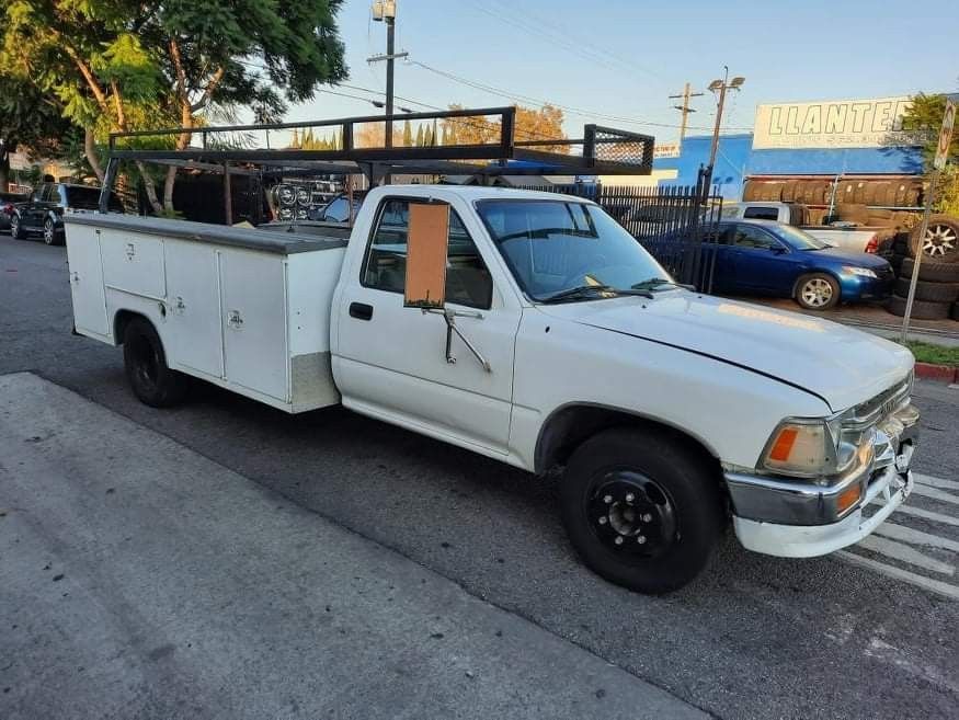 1989 Toyota Pick-Up