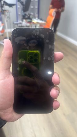 iPhone 13 Pro Max 256 GB Sierra blue $350 cash