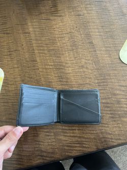 Louis Vuitton Clea Wallet for Sale in Citrus Heights, CA - OfferUp