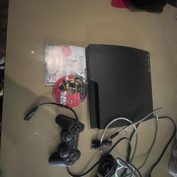 PS3 Slim 320 Gig W Games And Control 