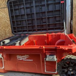 Milwaukee Tool Chest 