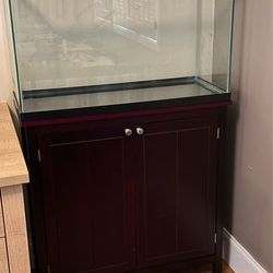 Fish tank with cabinet and accessories
