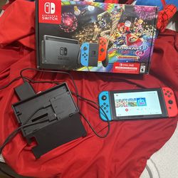 Nintendo Switch Mario Kart DELUXE 