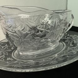 Princess House “Fantasia Poinsettia” crystal gravy boat with matching underplate