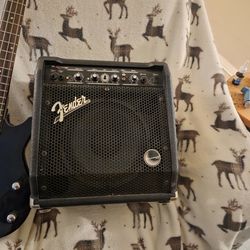 Fender Kick Back Bass Amp