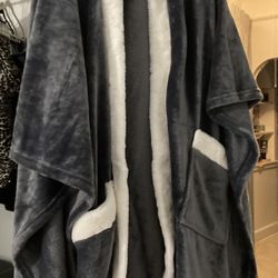 Body Wrap Throw New