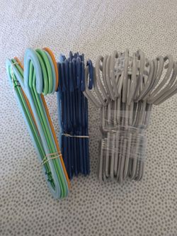 children's clothes hangers