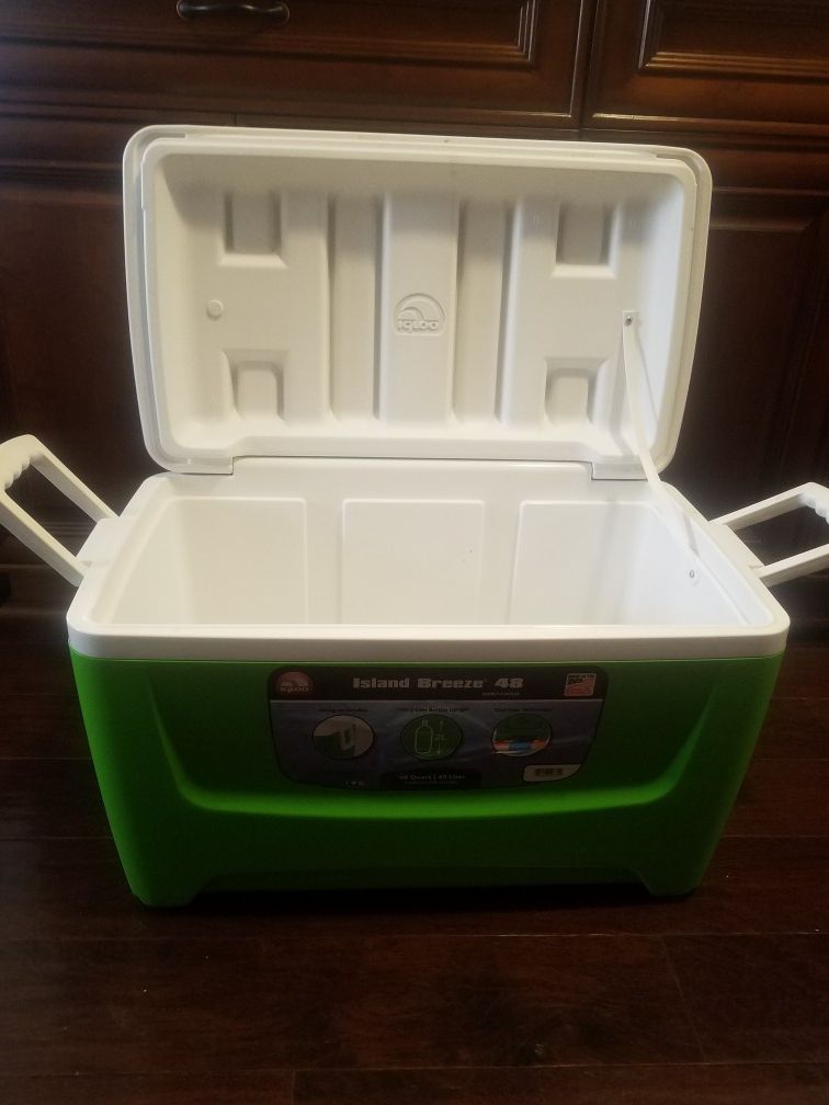 Igloo 48qt. Cooler [Retails for 20]