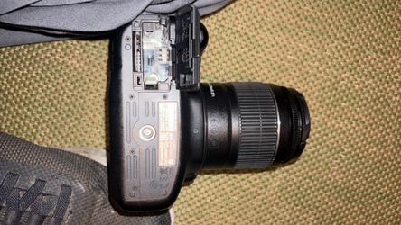 Canon Rebel T6  Camra+ Kit lens