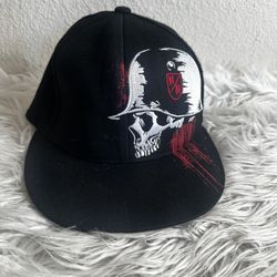 Metal Mullisha fitted hat 