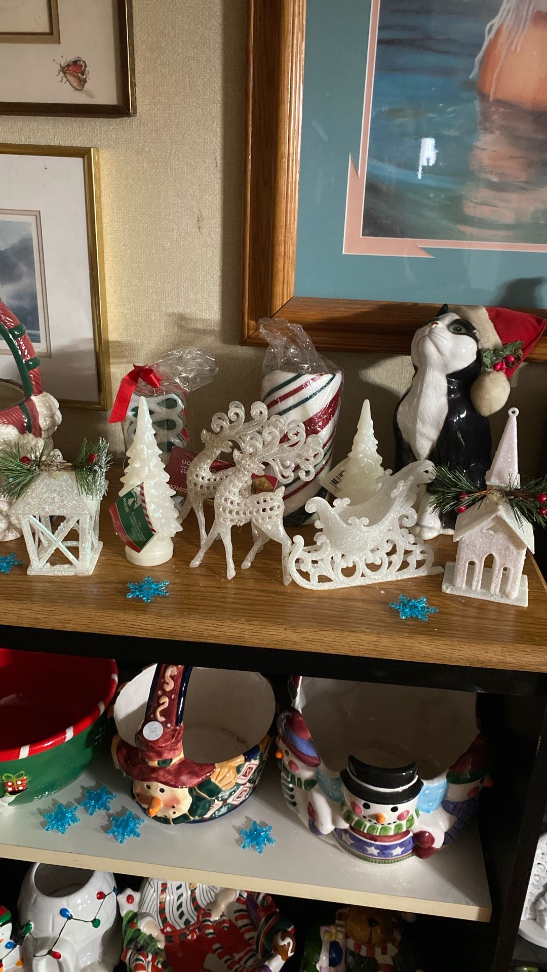 Seven Piece Christmas Scene. The trees light up.