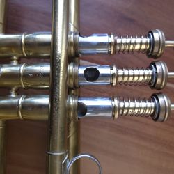 Olds Ambassador Los Angeles Bb Trumpet with Orig Case