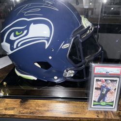 Russel Wilson Signed Seahawks Helmet With Graded Rookie Card