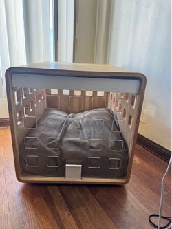 Fable Dog Crate