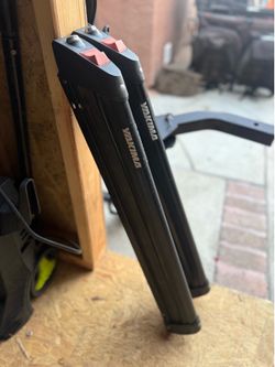 Yakima snow board and ski roof mount