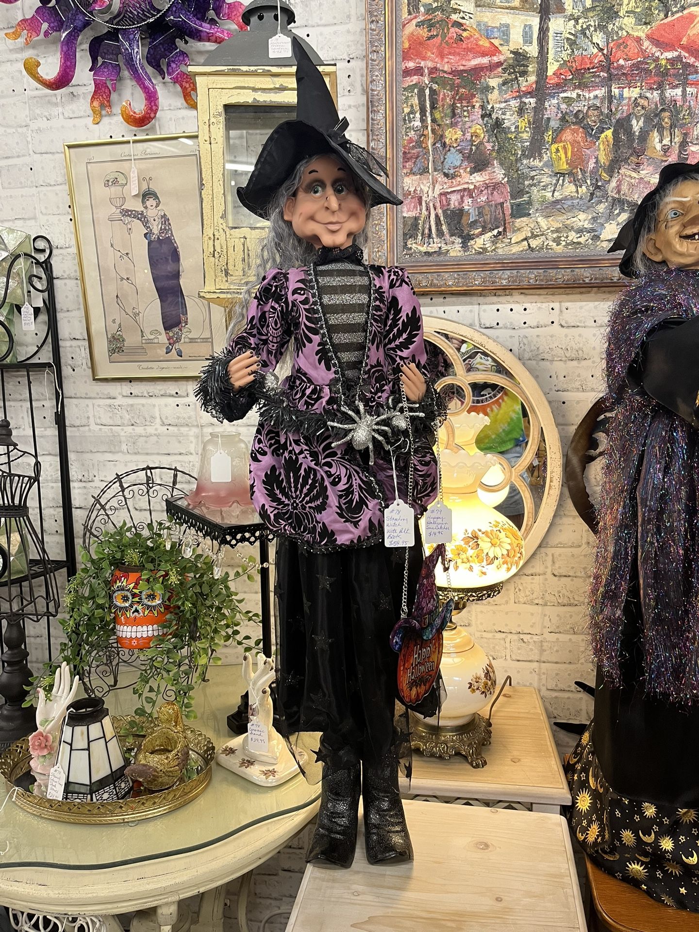 Standing WitchHalloween