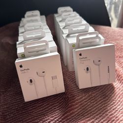 EarPods USB C & EarPods Headphone Plugs 