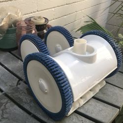 Poo Cleaner Hayward 4 Wheeler 