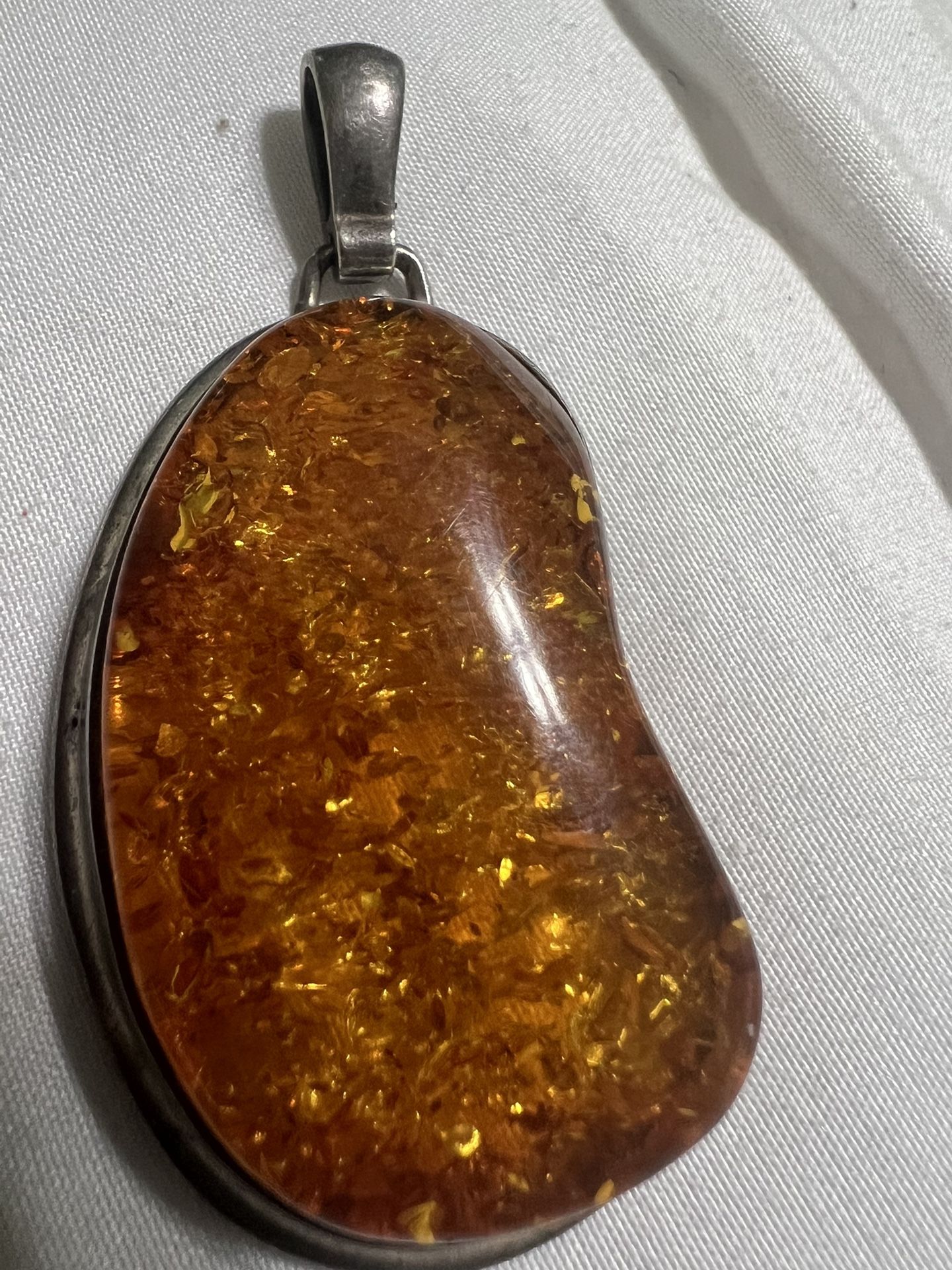 Larg Amber Sterling Silver Pendent / Necklace