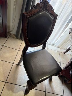 8 Dining Chairs