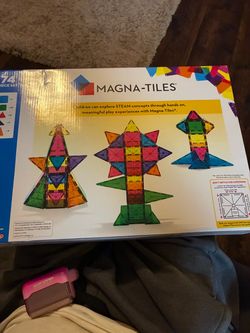 Magna-Tiles 74-Piece Magnetic Building Set