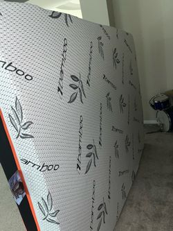 Brand new never used queen size mattress