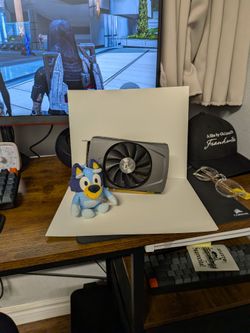 ZOTAC RTX 4060 8GB Solo - Bluey for Scale
