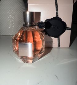 VIKTOR & ROLF Flowerbomb Perfume
