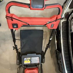 Milwaukee Lawnmower 18 V