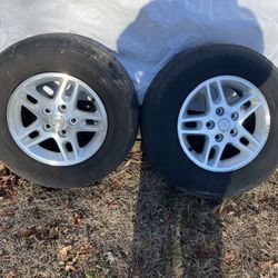 225/75r16 w/ Wheels