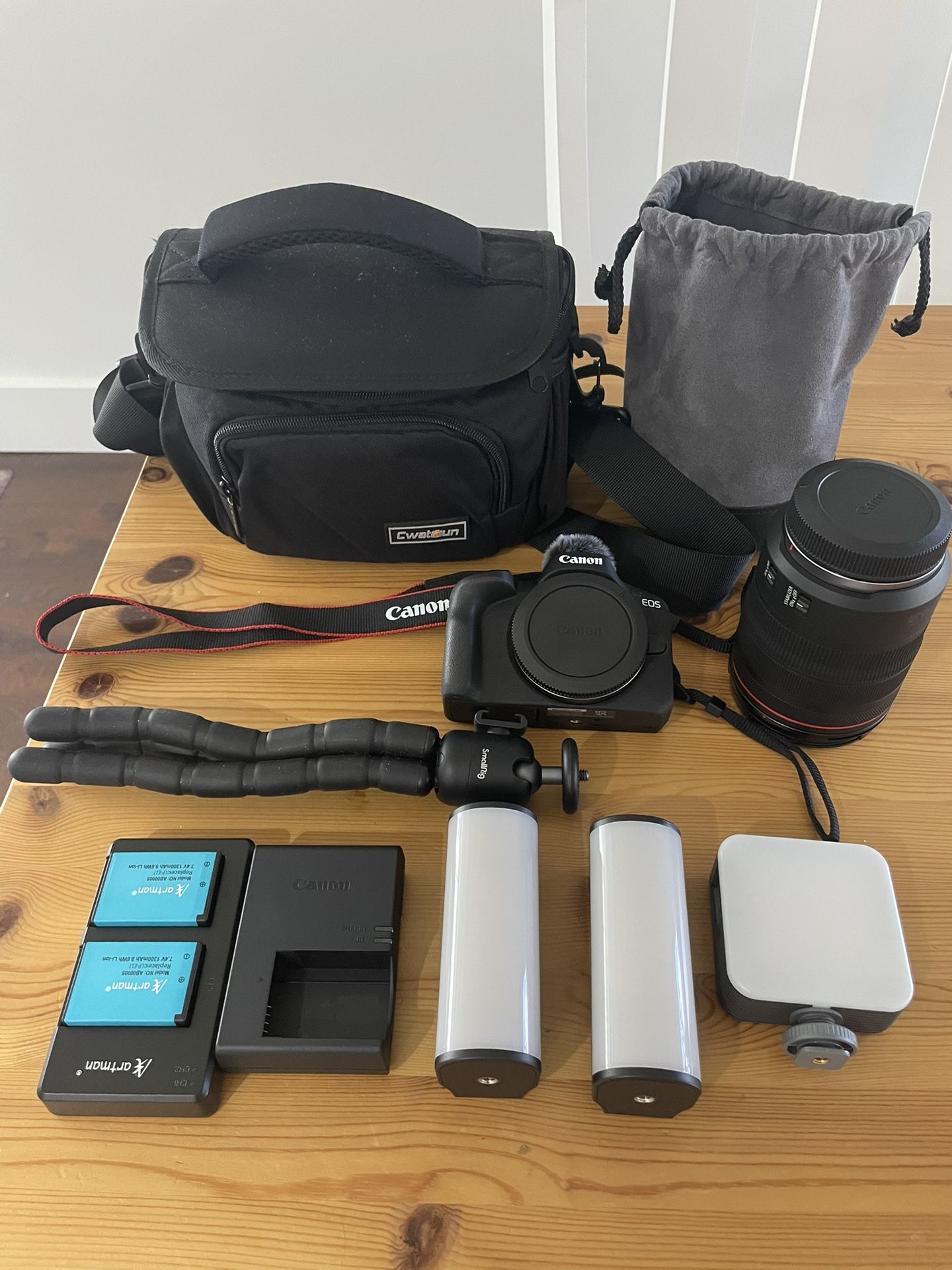 Canon EOS R50 Mirrorless Camera With Canon RF 24-105mm F/4 Lens