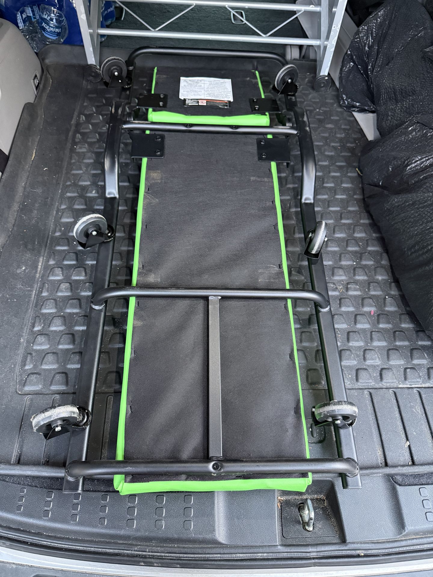 DAYTONA Adjustable Headrest Creeper