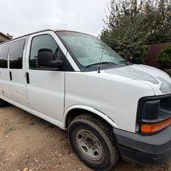 2004 GMC Savana