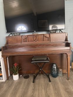 Ivers & Pond Piano
