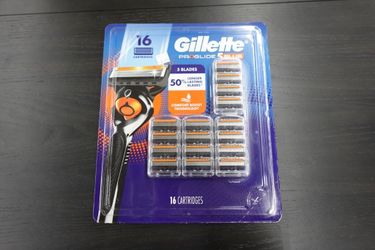 16 Count Gillette ProGlide Plus Razor Cartridge Refills