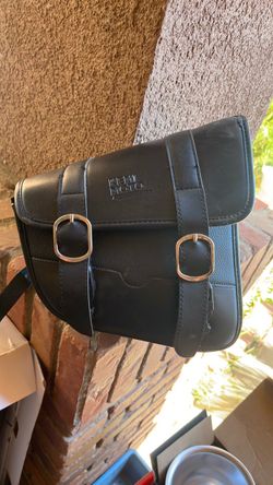 KFI Moto Black Leather Motorcycle Saddlebag