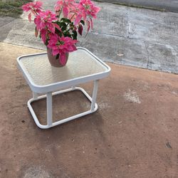 Outdoor Aluminum Table