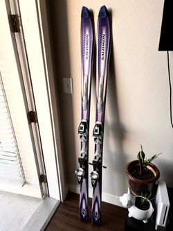 Aerodia Lite Skis 166-168cm in Good Condition (pick ip Cedar Park)