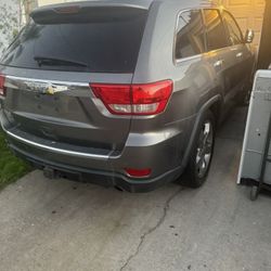 2013 Jeep Grand Cherokee Overland Summit