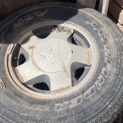 OBS Chevy/GM 1500 rims 