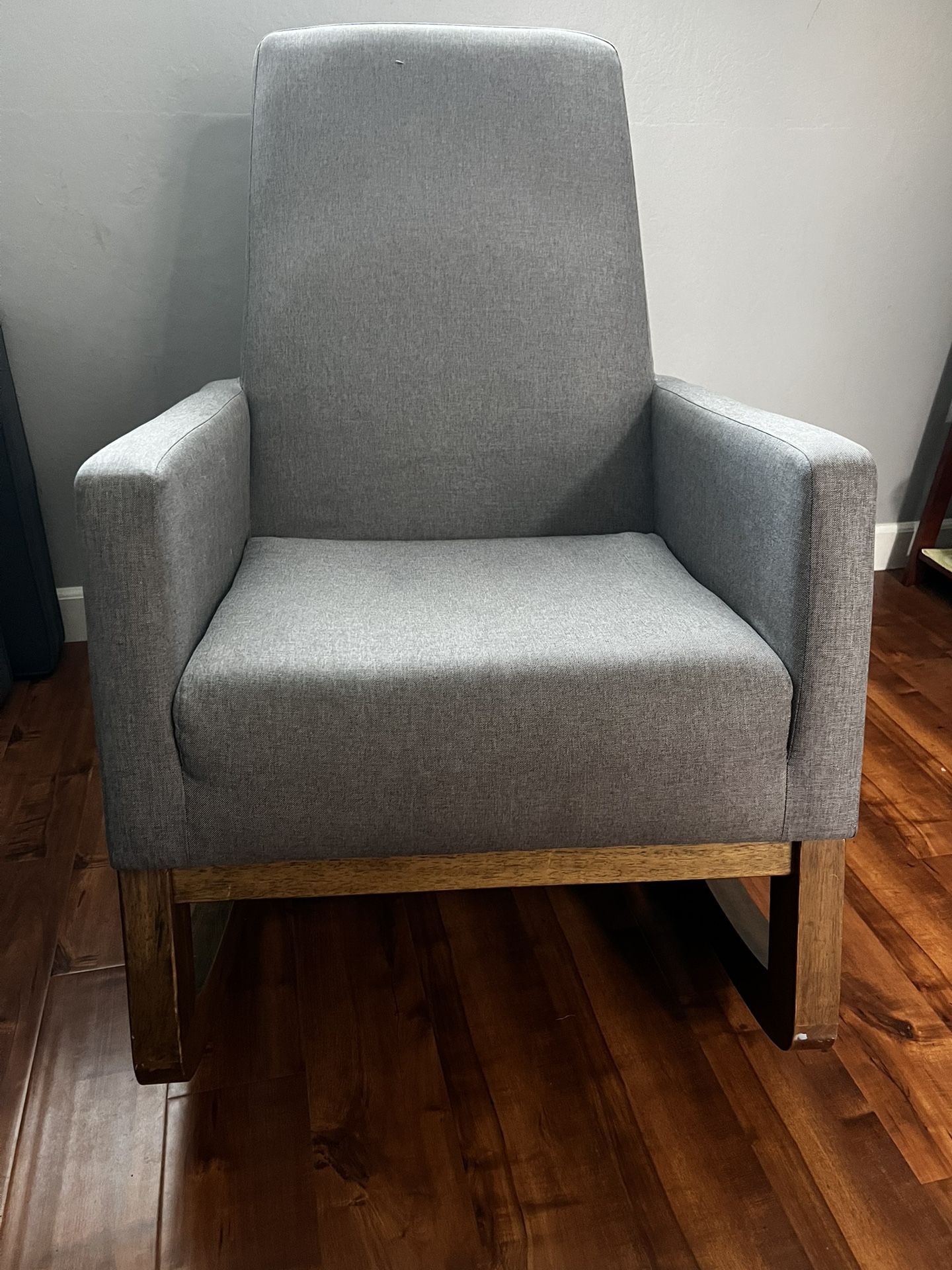 Ergonomic Rocking/Nursing Chair - Baxton Studio